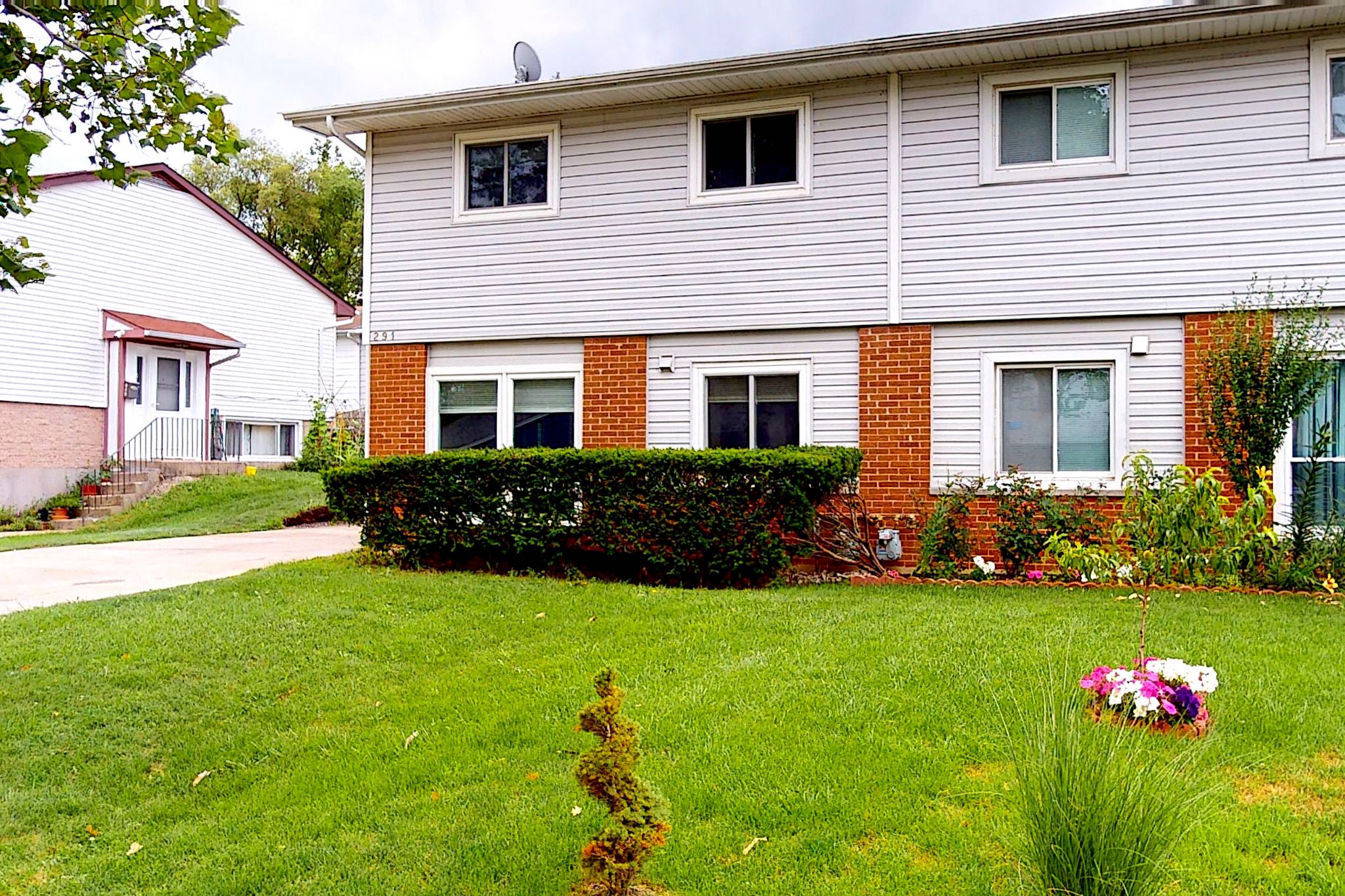 291 W. Berkley Ln., Hoffman Estates, IL, Image 0